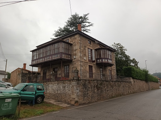 La Casona de los Lomas en Arenas de Iguña – Cantabria